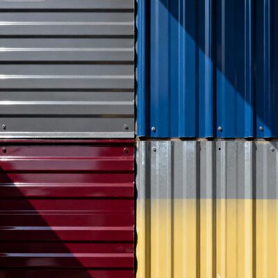 वर्कस्टेशन एल्युमिनियम एक्सट्रूज़न प्रोफाइल 5052 5083 स्क्वायर एंटी रस्ट 5.0 एमएम